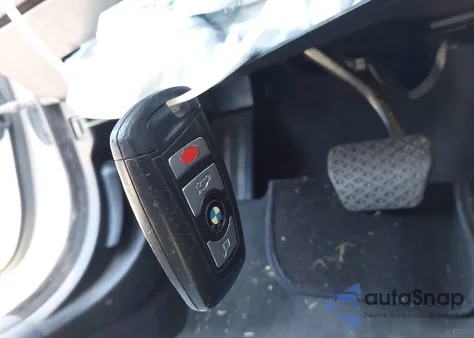 2016 BMW 528I из США, поврежденный, VIN WBA5A5C51GD525883